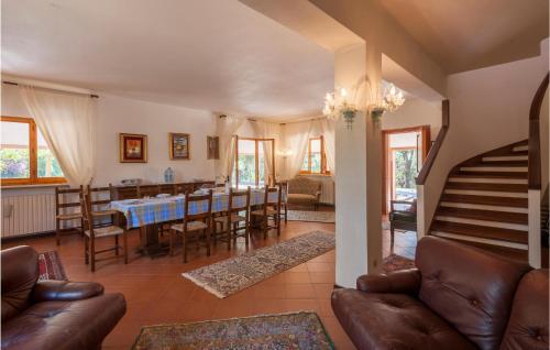 Cozy Home In Ponzano Di Fermo With Wifi