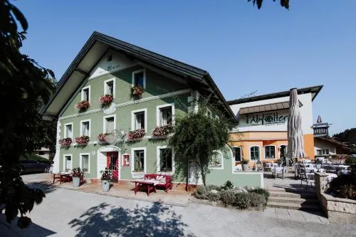 "Abfalter" - Apartments & Gästezimmer in Golling an der Salzach, Österreich