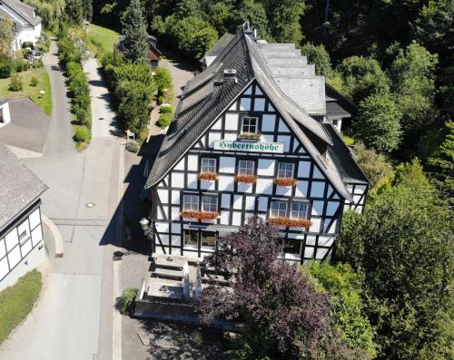 Hotel & Gasthof Hubertushöhe - Ihr Hotel für Urlaub mit Hund, Schmallenberg
