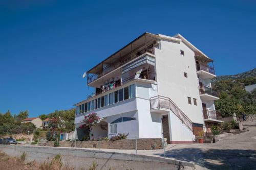  Apartments and rooms by the sea Zavala, Hvar - 8784 in Zavala