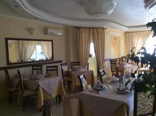 Cridda Hotel & Restaurant - image 11