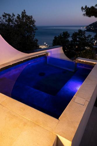 สวน, Decori Suites Amalfi Coast in วิเอทรี่ ซุล แมร์