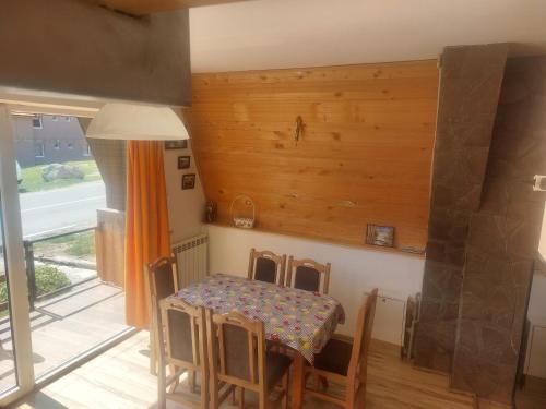 Vili Bilyana in Crni Vrh