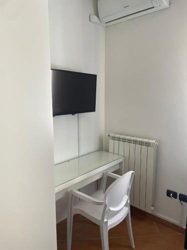 MammaRo's House, Naples (photo 10)