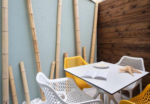 阳台/露台, LEFKAS CITY APARTMENTS & Suites in 莱夫卡达