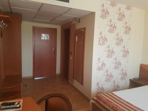 Hotel Transit, Oradea (fotografie 9)