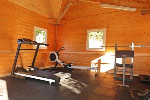 LE CHALET BLANC - JACUZZI / PISCINE / SAUNA