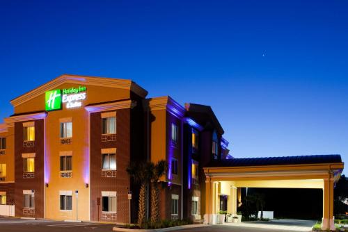 Holiday Inn Express Hotel & Suites Brooksville-I-75, an IHG Hotel