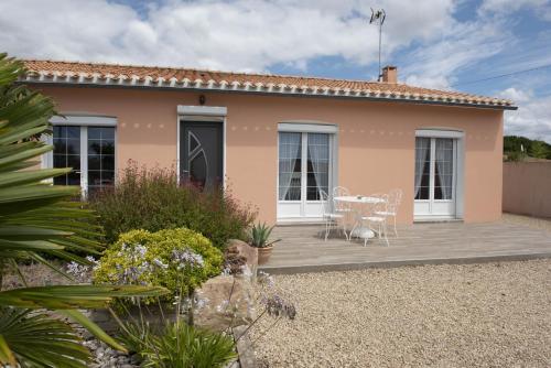 Maison pour 6 entre Marais salants et plages - image 4
