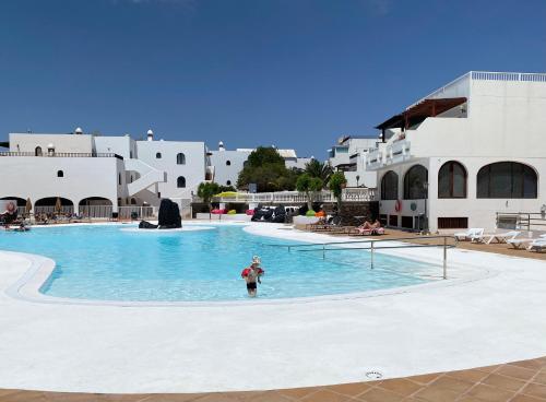  Enigma in Costa Teguise