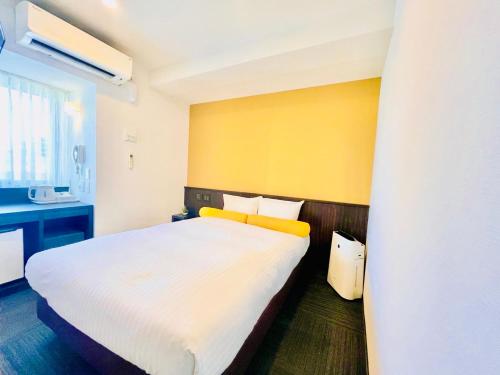 Double Room with Small Double Bed - Non-Smoking