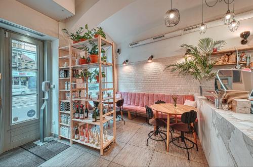 Salvator Superior Apartments - image 9