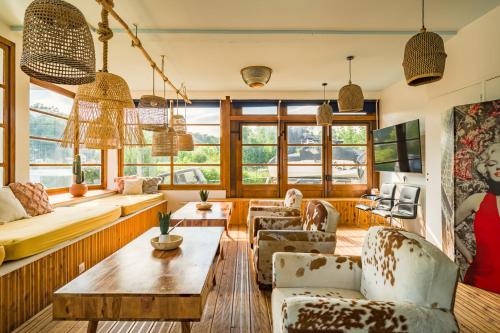 Guestroom, Villa California Dream proche paris et disney in Le Coudray Montceaux