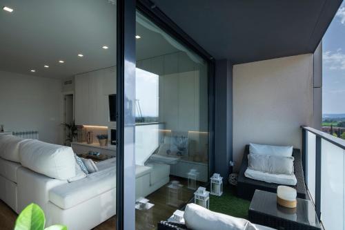 Guni Suites Jardines - Granada