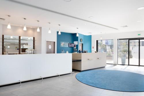 ล็อบบี้, Holiday Inn Express Marseille Airport By IHG in วีทรอล