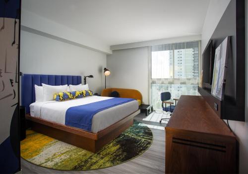 Premium King Room