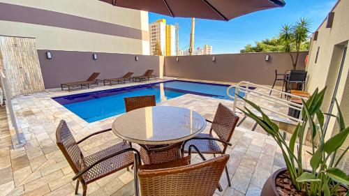Piscina, Comfort Hotel Bauru in Bauru
