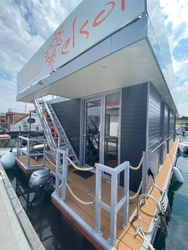 Hausboot EL-SOL in Braunsbedra, Deutschland