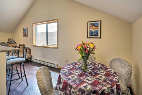 Duluth Studio with Fire Pit on Working Horse Farm! in Duluth, USA