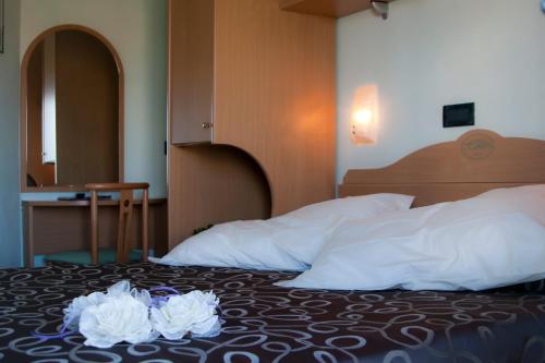 1 double bed