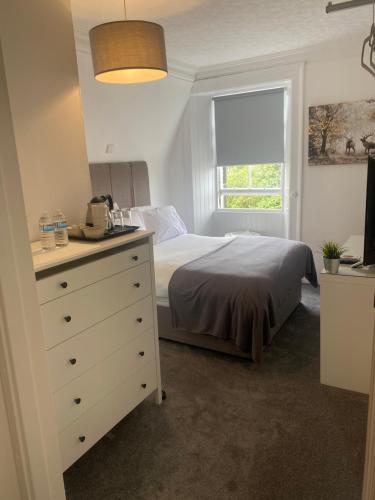 Ellwyn House Room Type - Deluxe Double Room with Sea View
