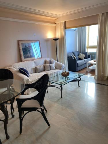 Precioso apartamento en primera línea de playa - Apartment - Marbella