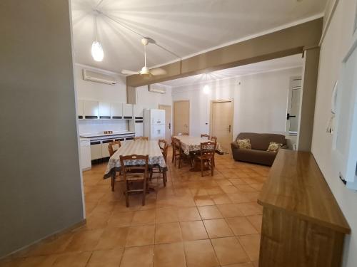  Zio Mario e Zia Maria - Casa Vacanze e Affitti brevi in Castrovillari