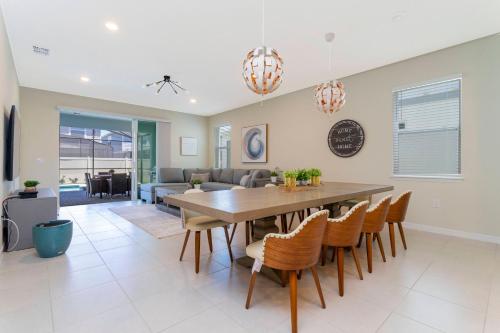 7-bed w Pool, Game Room and Free Resort Access, Davenport (photo 10)