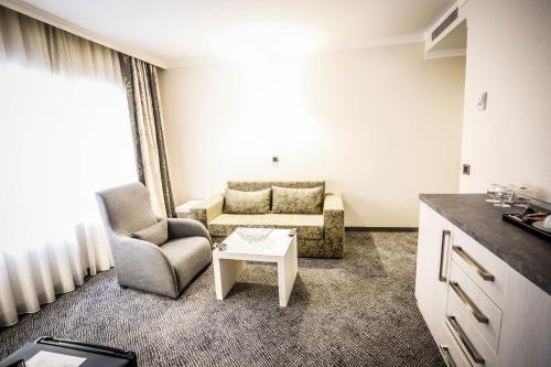 1 double bed, 2 sofa beds