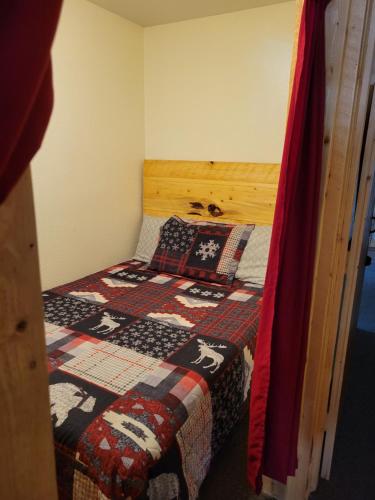 Chinook Cabins & RV Park - image 11