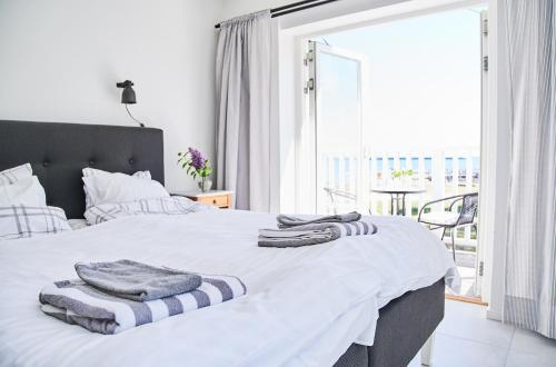 Family Room with Sea View