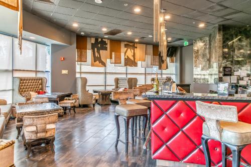 โรงแรมฮันทิงตัน บีช (Hotel Huntington Beach) in ฮันติงตันบีช (CA)