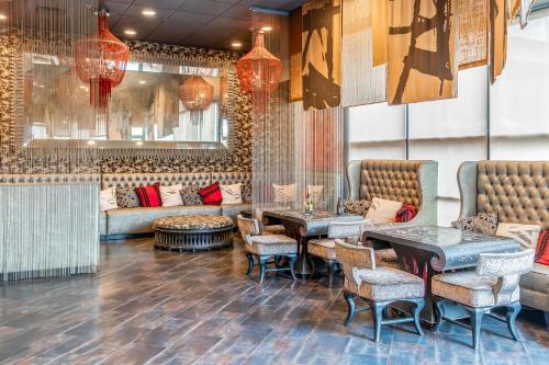 โรงแรมฮันทิงตัน บีช (Hotel Huntington Beach) in ฮันติงตันบีช (CA)