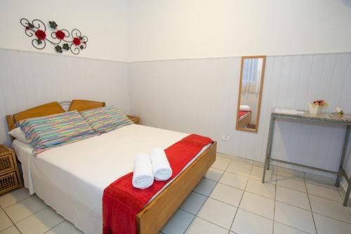 2 twin beds