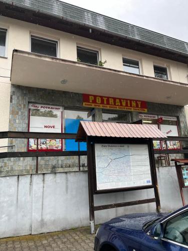 Veikali, Apartman Na Horach in Zlata Olesnice