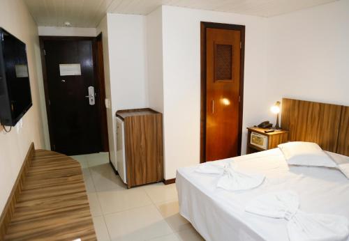 Double Room image 4