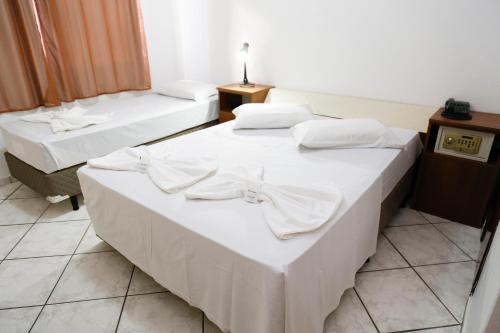 Luxury Triple Room image 3