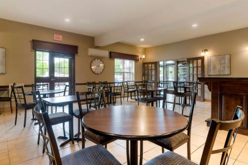 Best Western Plus Fredericton Hotel & Suites