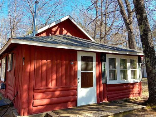 Fishing Cottage at Loon's Landing Resort