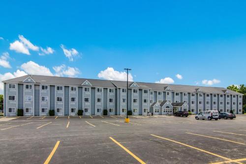 Quality Inn & Suites Grove City-Outlet Mall