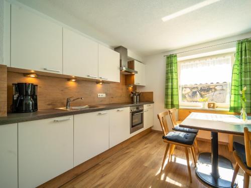 Κουζίνα, Obersteiner 1 in Ζέλ αμ ζίλλερ