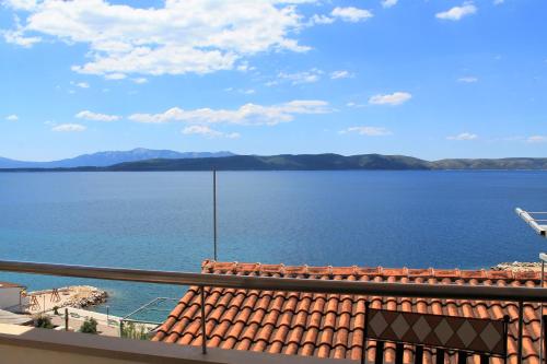 Skats, Apartments by the sea Zivogosce - Porat, Makarska - 4878 in Zivogosce