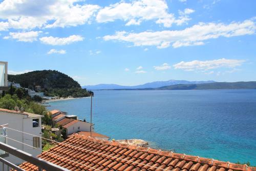 Skats, Apartments by the sea Zivogosce - Porat, Makarska - 4878 in Zivogosce