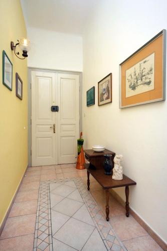 Apartments with WiFi Split - 4856 - image 11