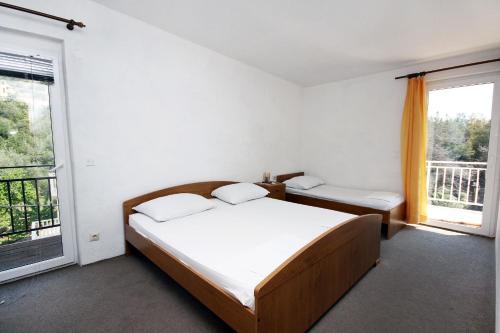 Apartments by the sea Marina Trogir - 4850 - image 13