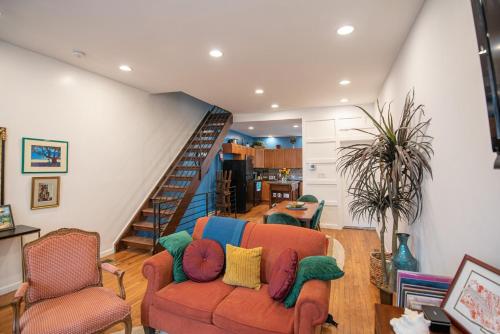 Maximalist Getaway Near Temple University in Philadelphia, USA