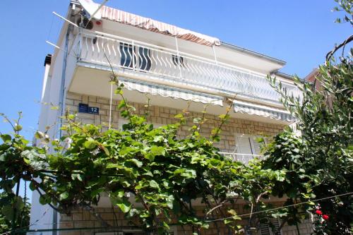 Apartments with a parking space Rogoznica - 4865 - image 7