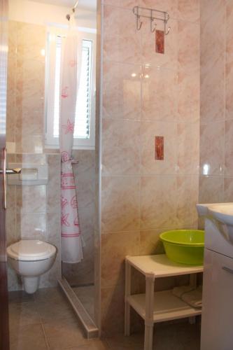 Apartments with a parking space Rogoznica - 4865 - image 3