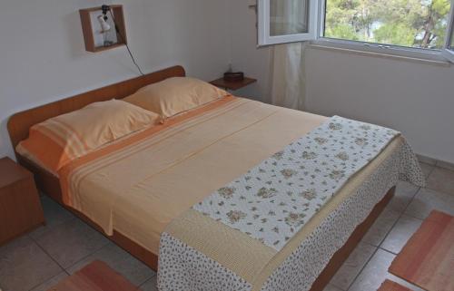 Apartments by the sea Cove Piskera Solta - 5175 - image 6