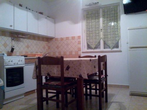 Two-Bedroom Apartment with Terrace image 5